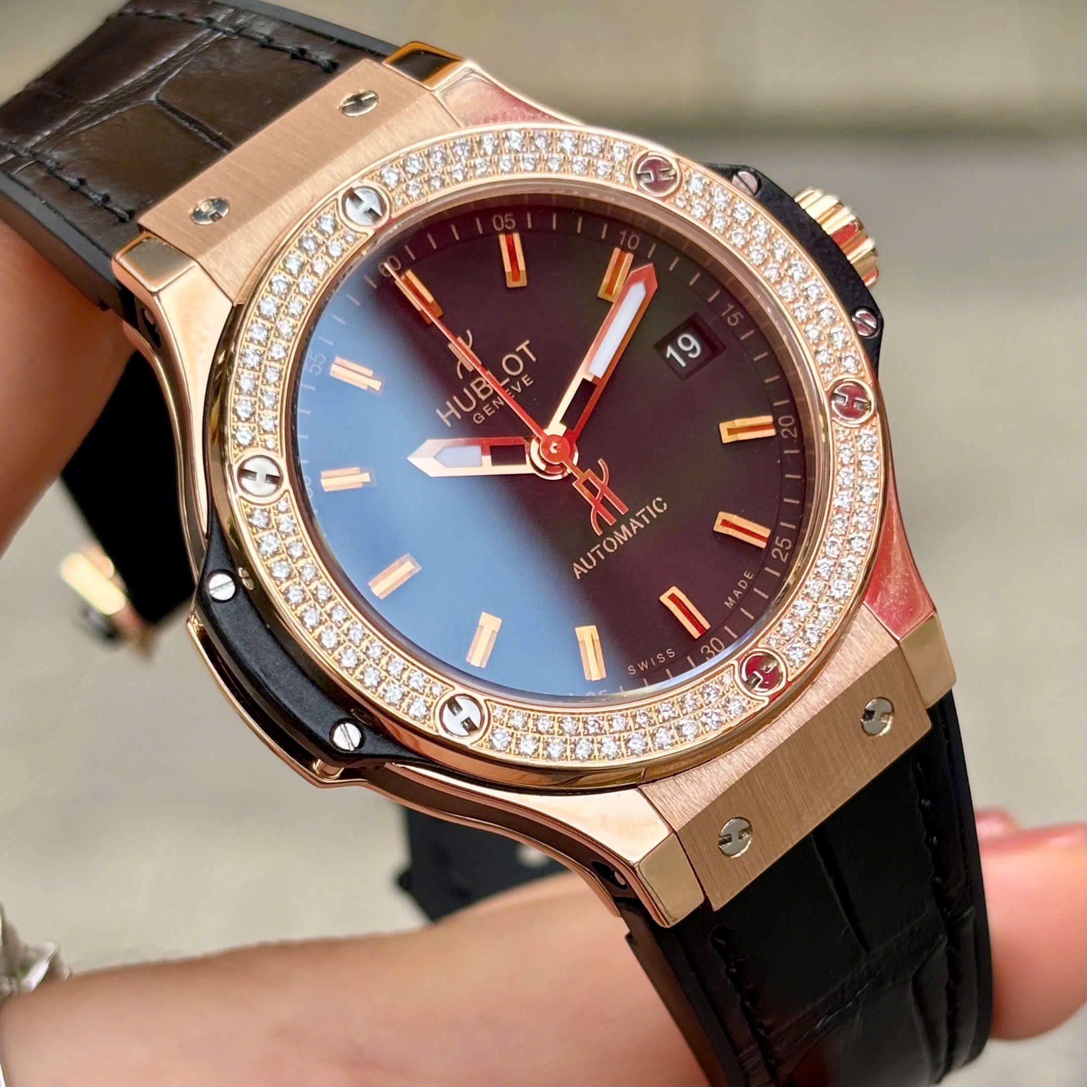 Hublot Big Bang King Gold 18k Black Diamonds Original Auto 365.PX.1180.LR.1104, Vàng đúc 18k nguyên khối, Niềng Kim Cương Thiên Nhiên Zin hãng, Size 38mm, Like new