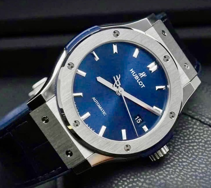 Hublot Classic Fusion Titanium xanh Navy, Size 42mm, Like new fullbox date 2021