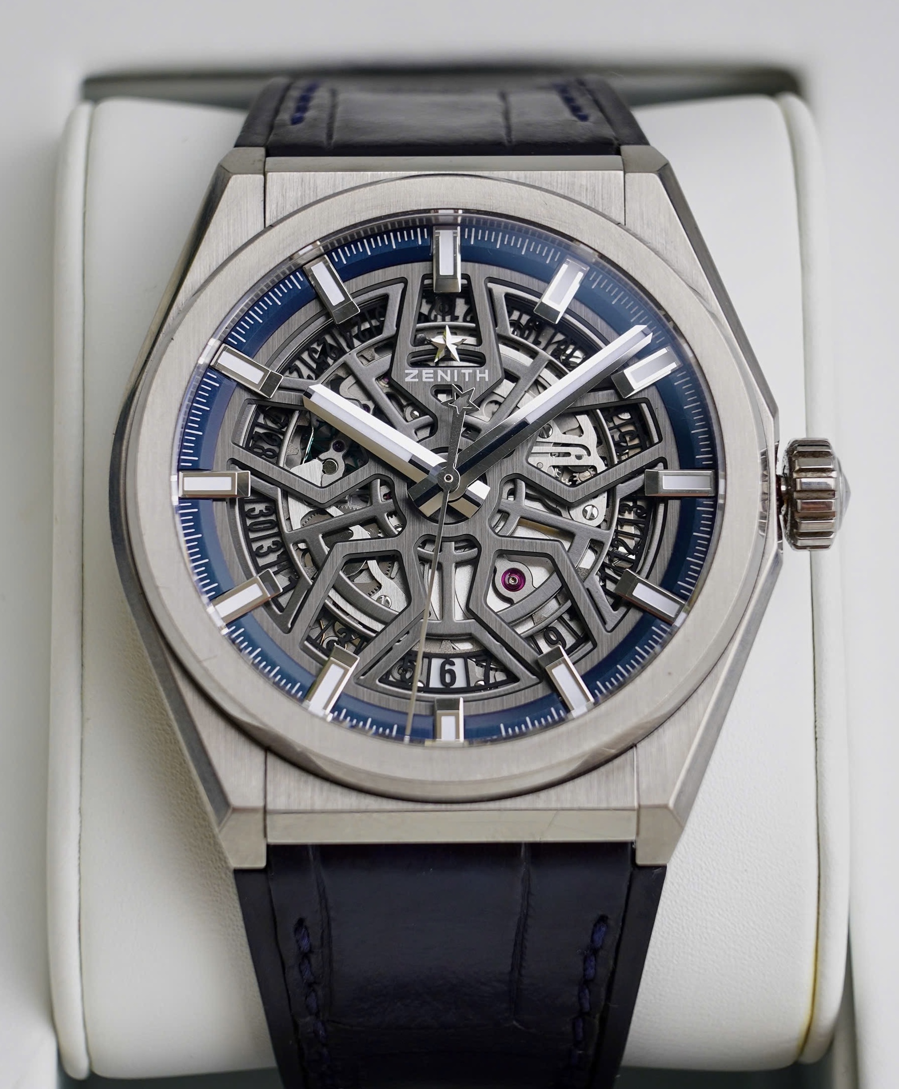 Zenith Defy Classic Titanium Skeleton 95.9000.670/78.R584, Size 41mm, Like new fullbox