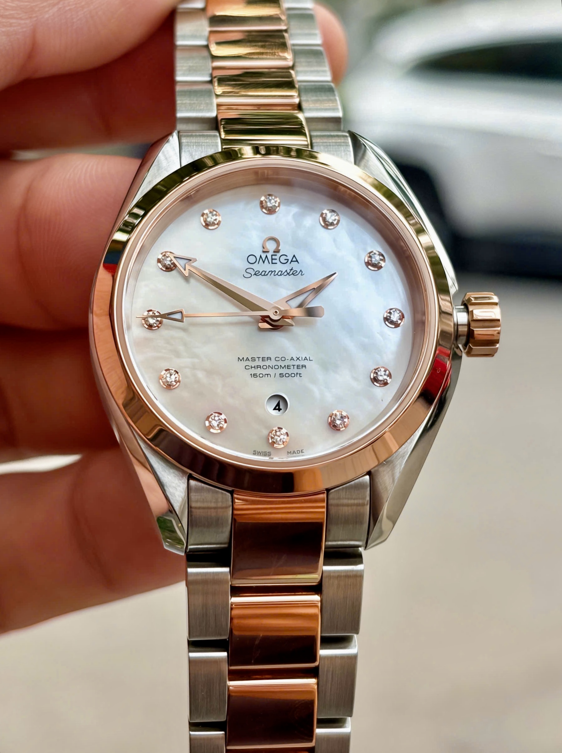 OMEGA Nữ_ Aqua Terra Master 8520 Si14, MOP (Khảm trai) trắng Diamonds, Ref: 220.20.34.20.55.001, Demi Vàng hồng đúc 18k, Size 34mm, Like new fullbox