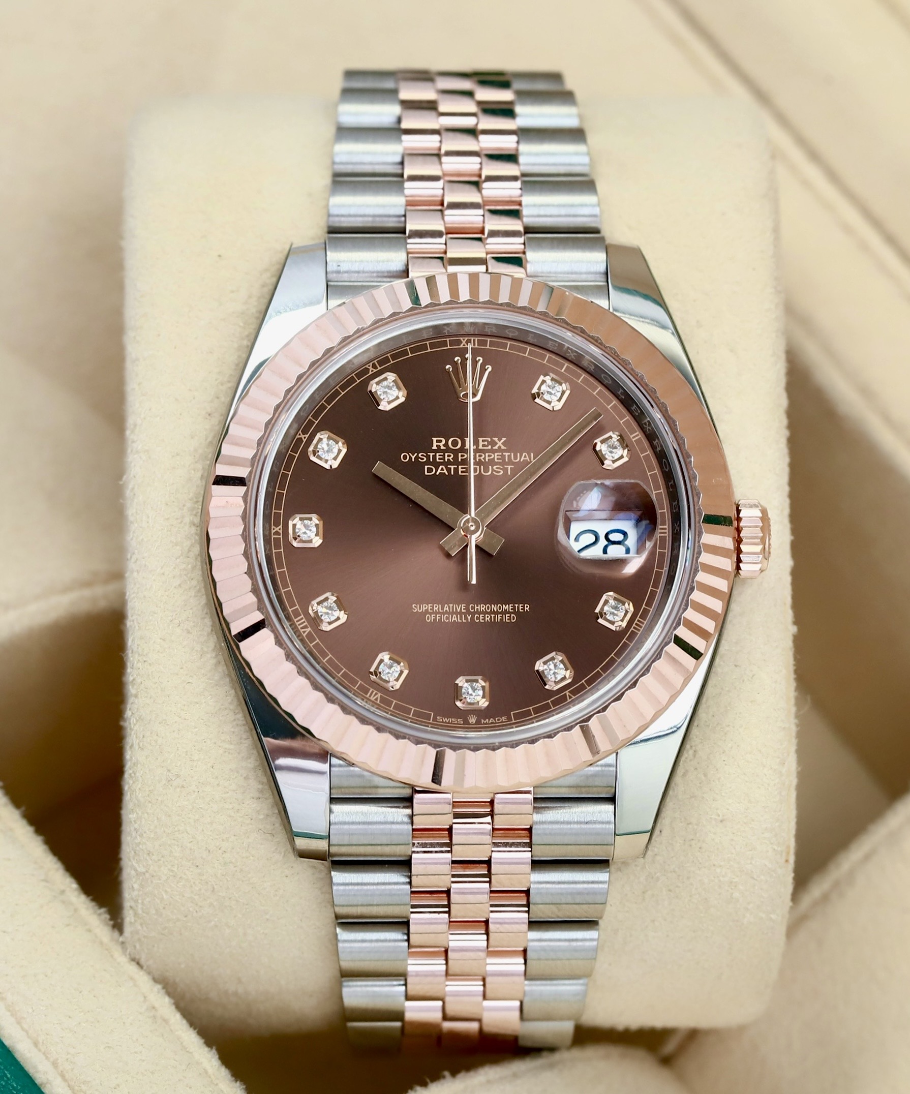 Rolex Datejust 126331 Chocolate Diamonds, Mark 2, Demi Vàng hồng đúc 18k, Size 41mm, Like new fullbox date 2019