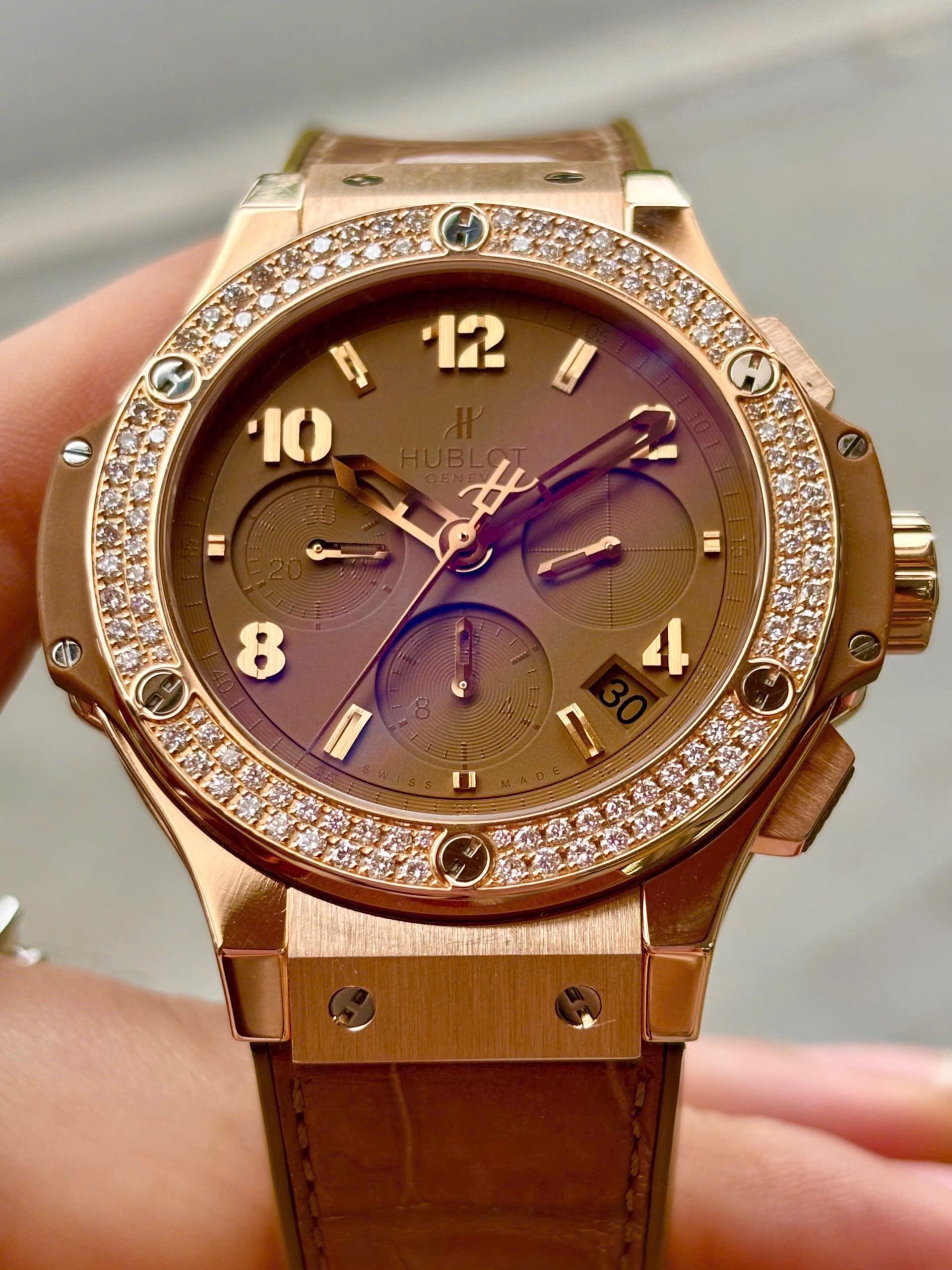 Hublot Big Bang Chronograp King Gold 18k Diamonds Original, Ref: 341.PA.5390.LR.1104, Vàng đúc 18k nguyên khối, Size 41mm, Lướt đẹp fullbox