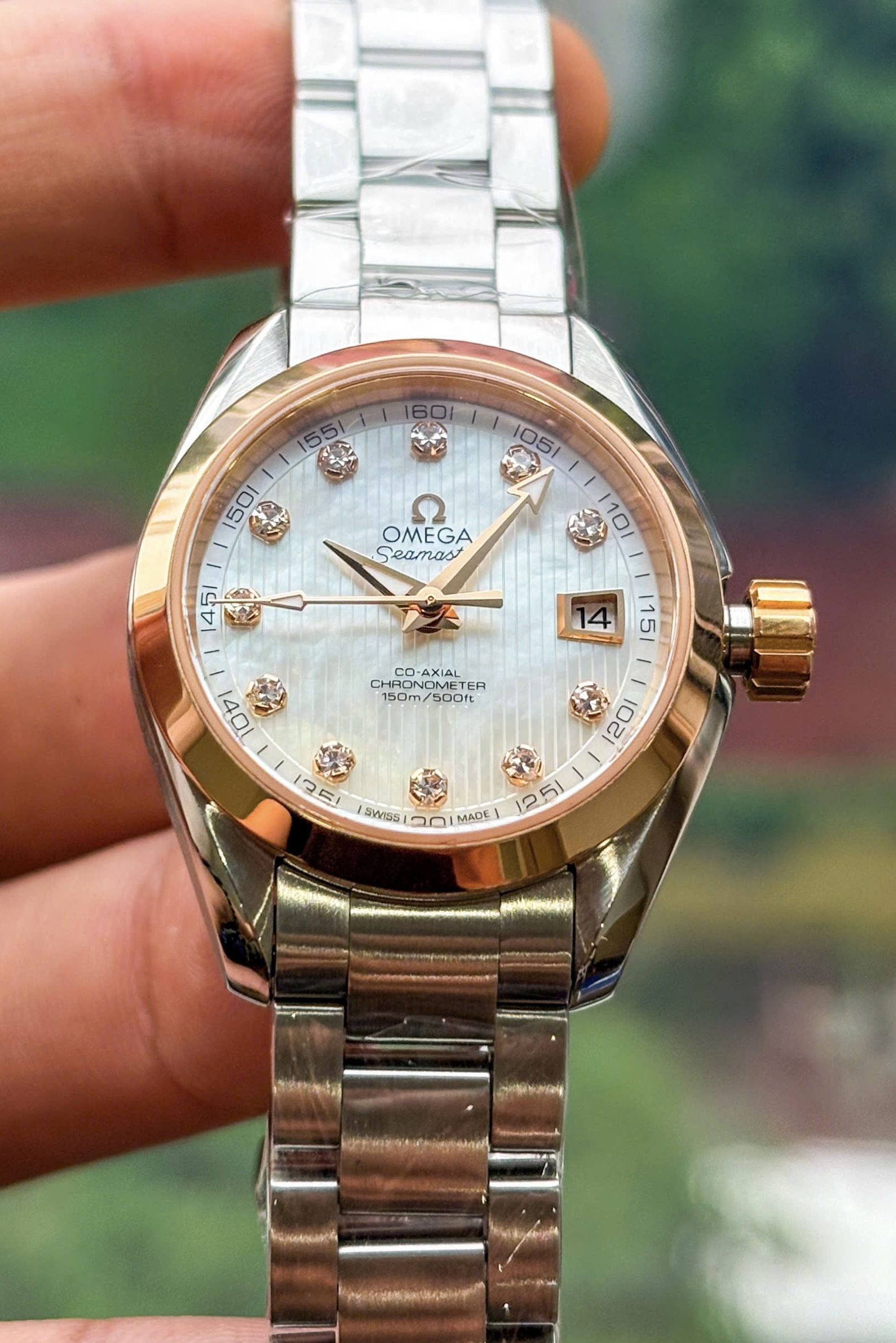OMEGA Nữ_ Aqua Terra 8520 MOP Diamonds (Khảm trai trắng + Kim Cương), Ref: 231.20.30.20.55.003, Size 30mm, Like new fullbox
