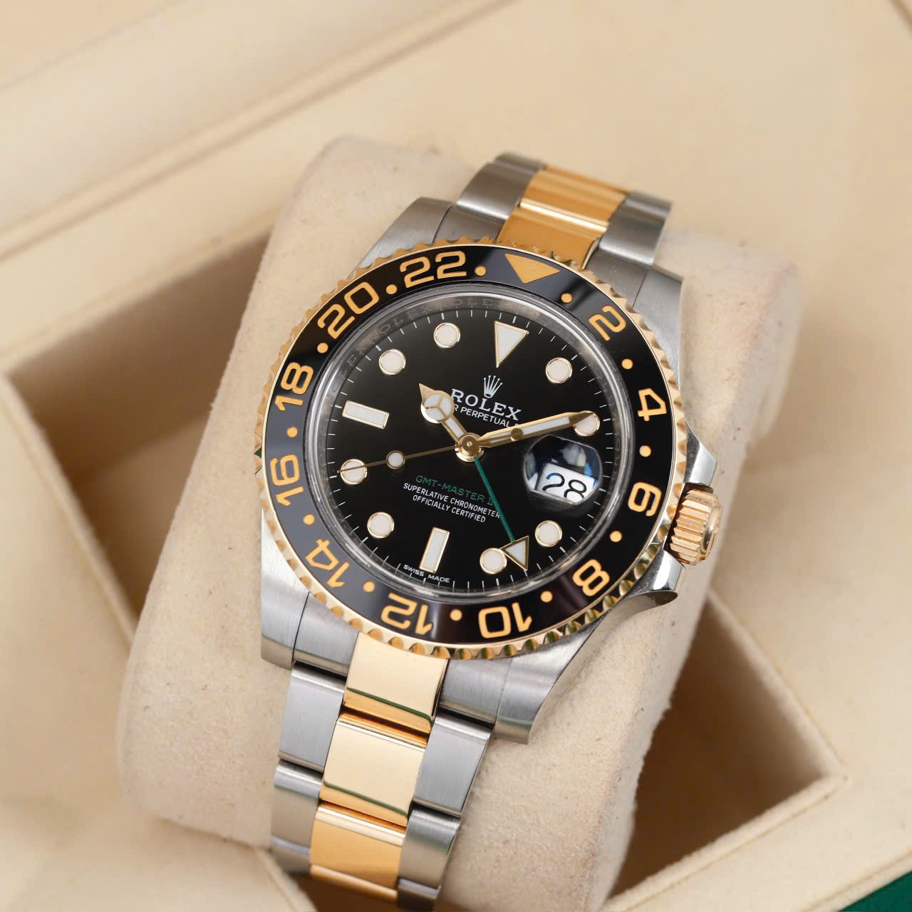 Rolex Sub Demi 116713 GMT Master II Black, Demi Vàng đúc 18k, Size 40mm, Lướt đẹp Only